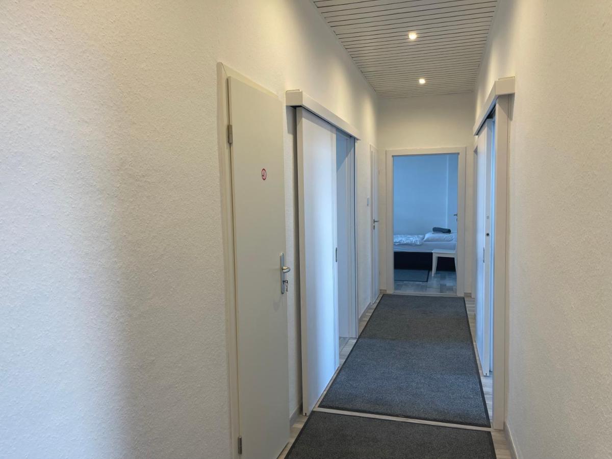 Moderne 4 Mit Bergblick Stadtzentrum Contactless Check-in Apartment