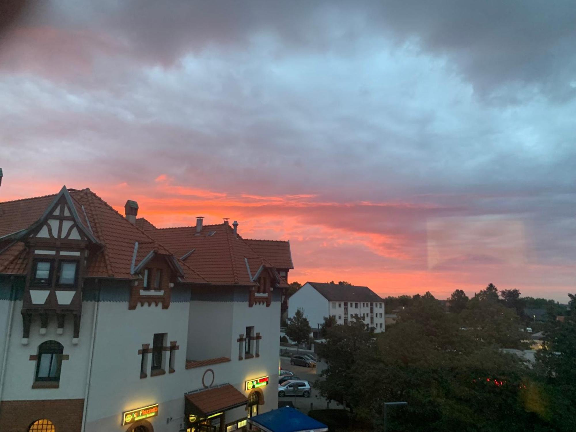 Moderne 4 Mit Bergblick Stadtzentrum Contactless Check-in Gehrden (Lower-Saxony)